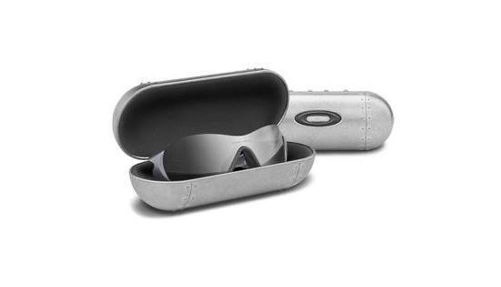 Oakley Large Metal Vault Case
