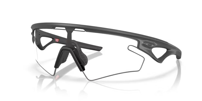 Oakley Sphaera Slash Carbon_Clear to Black Photochromic